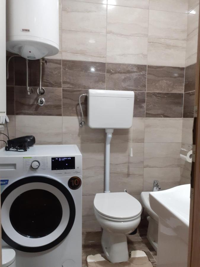 Apartman Vlada Daire Pirot Dış mekan fotoğraf